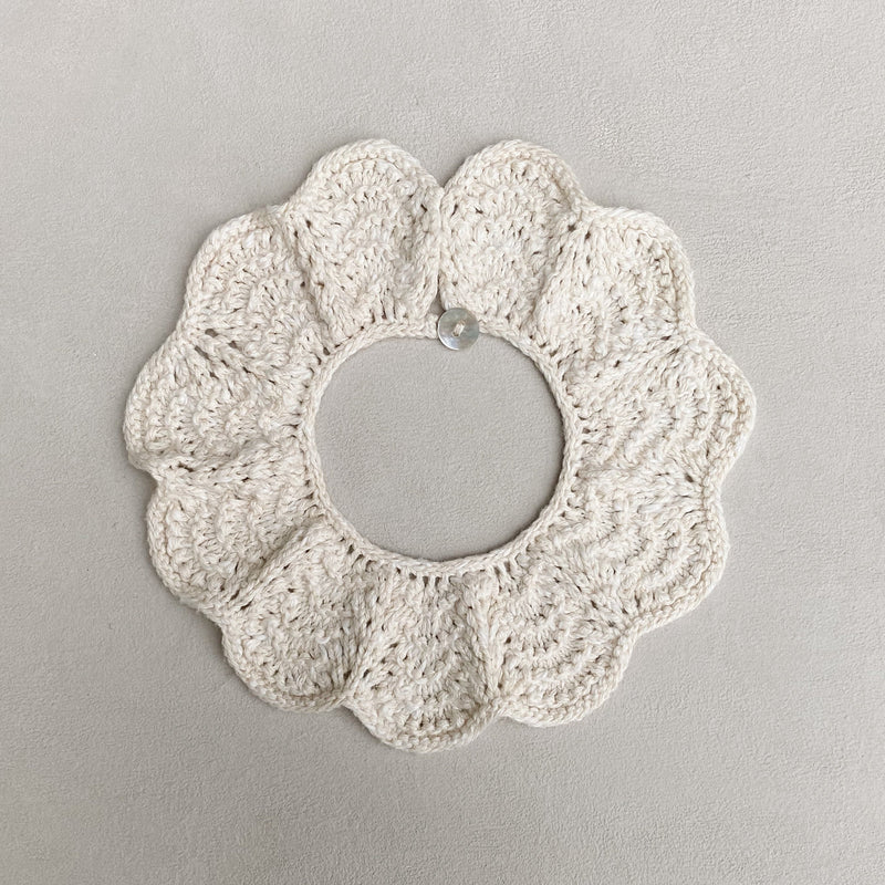 Lace Collar Kinder