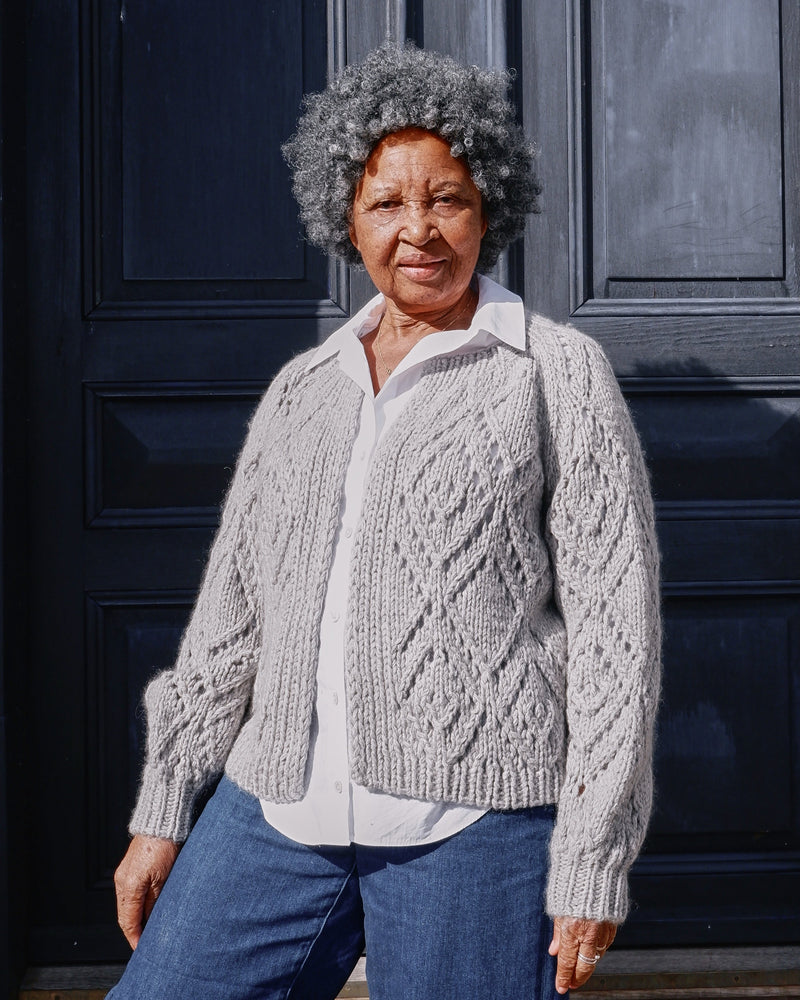 Clotilde Cardigan – Strickanleitung & Garnpaket