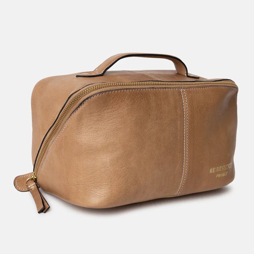 RE:DESIGNED Project 10 - BONIFAKTUR - Walnut and Gold -