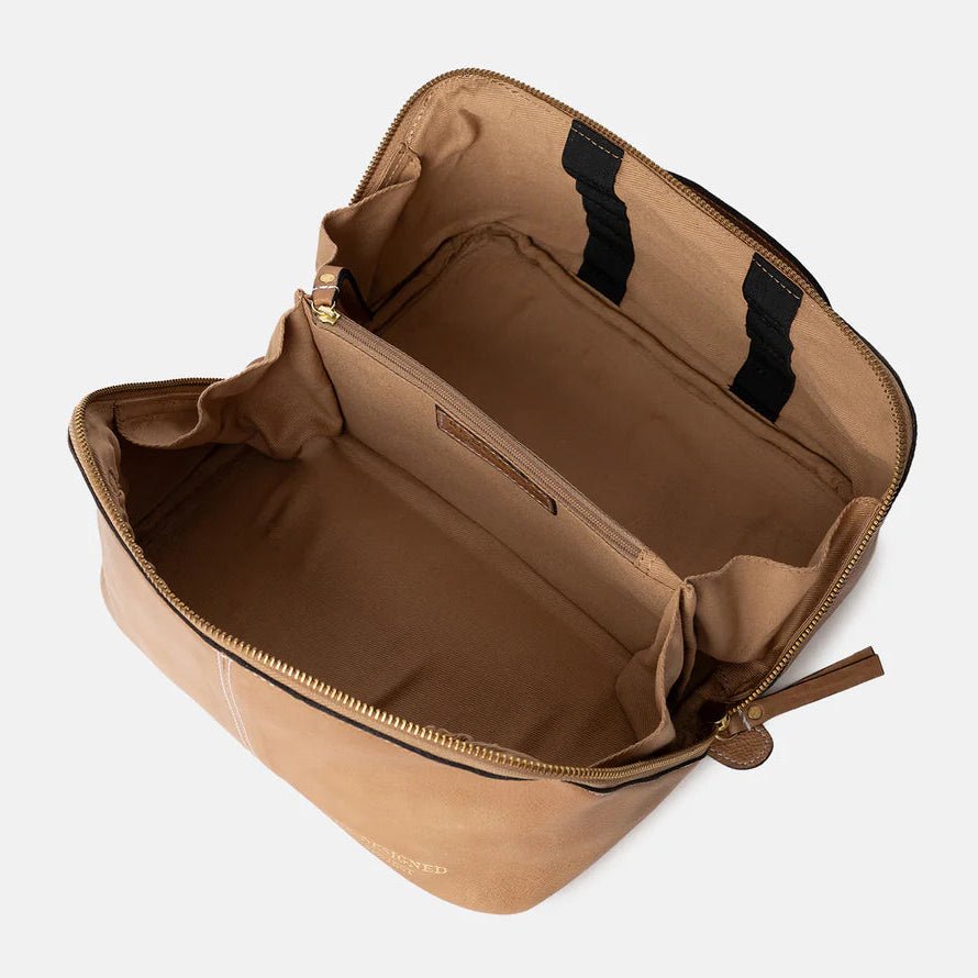 RE:DESIGNED Project 10 - BONIFAKTUR - Walnut and Gold -