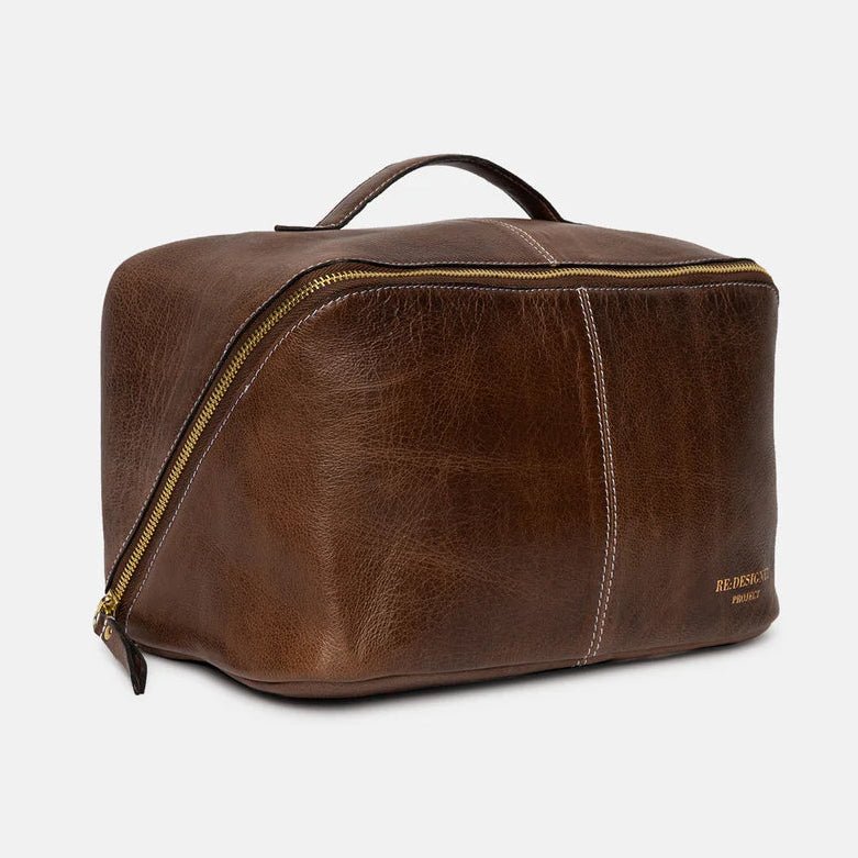 RE:DESIGNED Project 10 - BONIFAKTUR - Walnut and Gold -