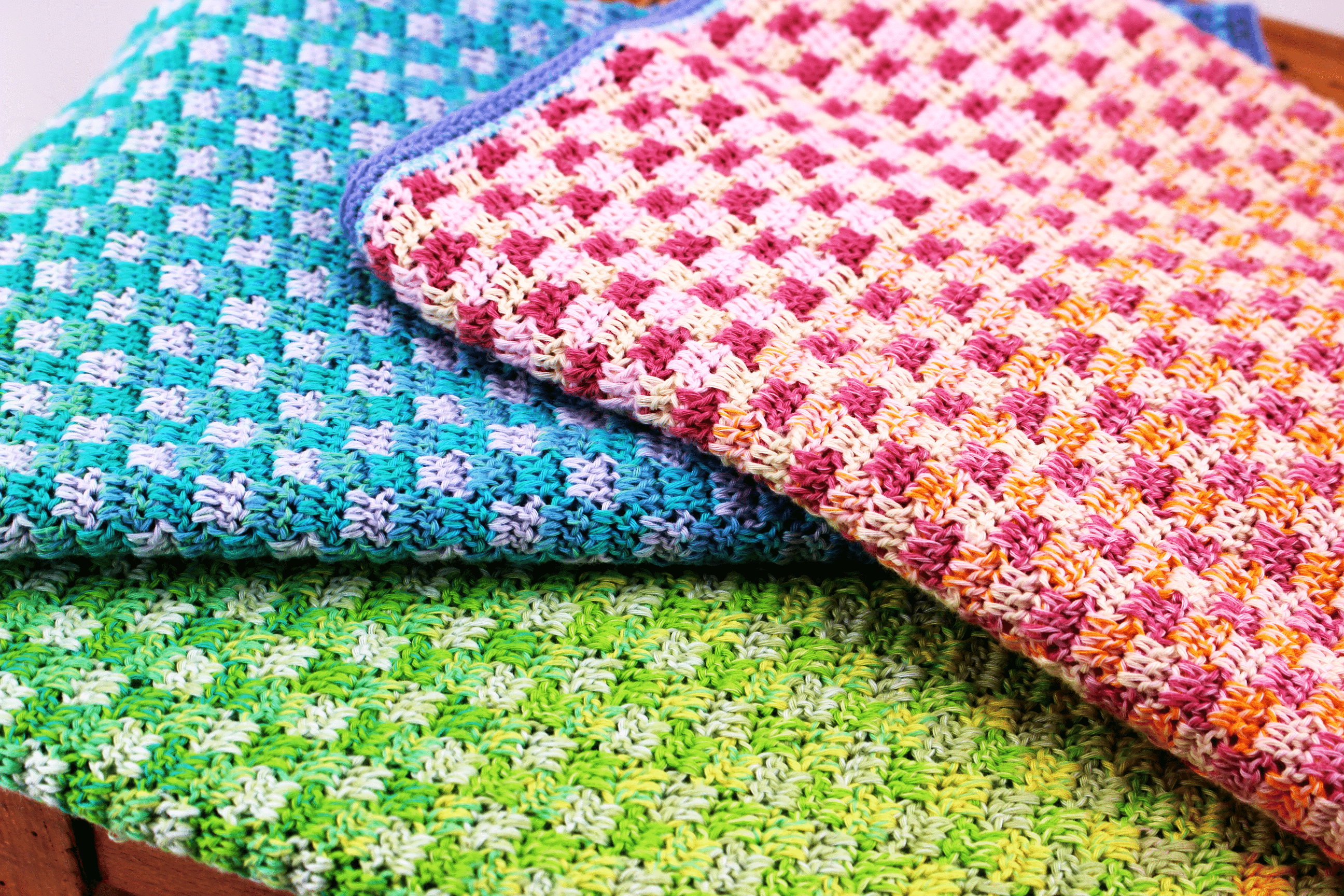 Scheepjes Whirl Decke - BONIFAKTUR