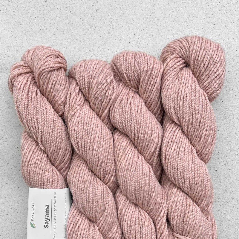 Pascuali Sayama in 303 Rosé: Lama-Schurwoll-Garn.