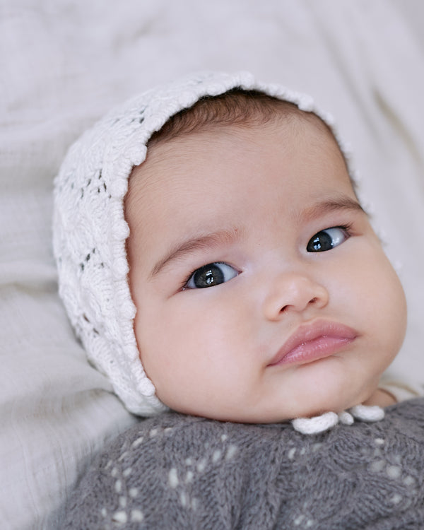 Holly Bonnet – Strickanleitung & Garnpaket