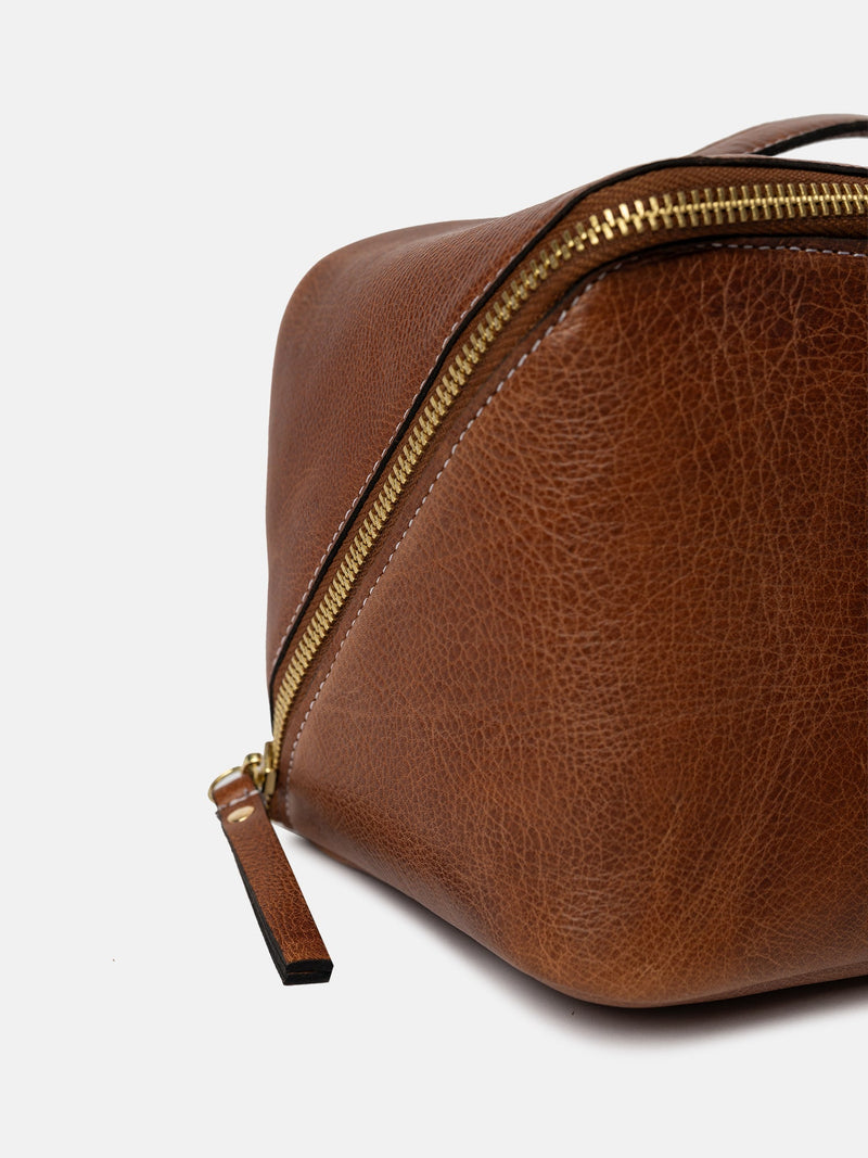 RE:DESIGNED Project 9 - BONIFAKTUR - Walnut and Gold - #farbe_walnut-and-gold