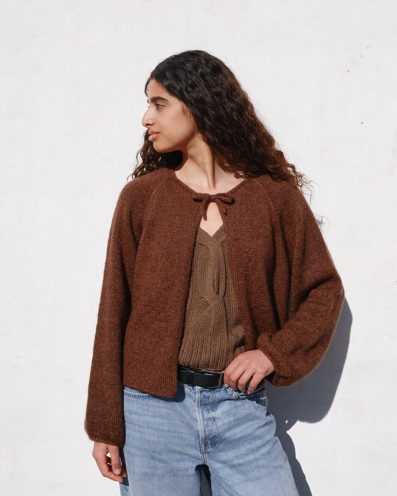 Audrey Cardigan – Strickanleitung & Garnpaket - BONIFAKTUR - Kleinste -Audrey Cardigan – Strickanleitung & Garnpaket - BONIFAKTUR