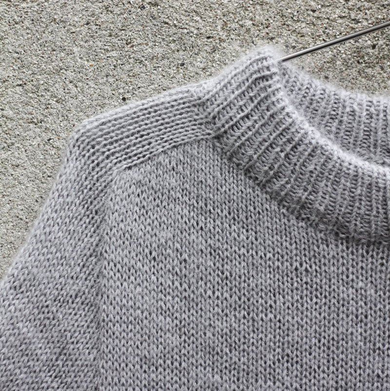 Carlie Tee – Strickanleitung & Garnpaket - BONIFAKTUR - Kleinste - Carlie Tee – Strickanleitung & Garnpaket