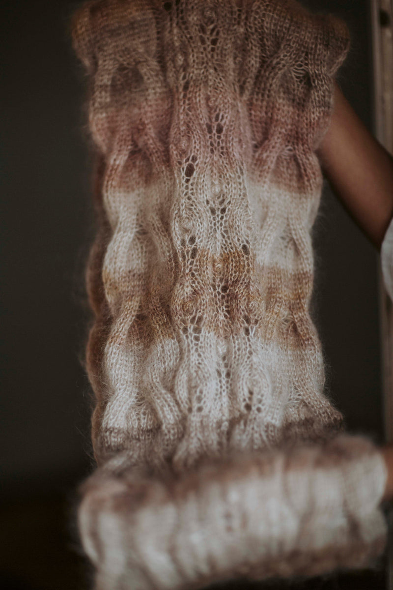 Forever and Ever Cowl von Joji Locatelli