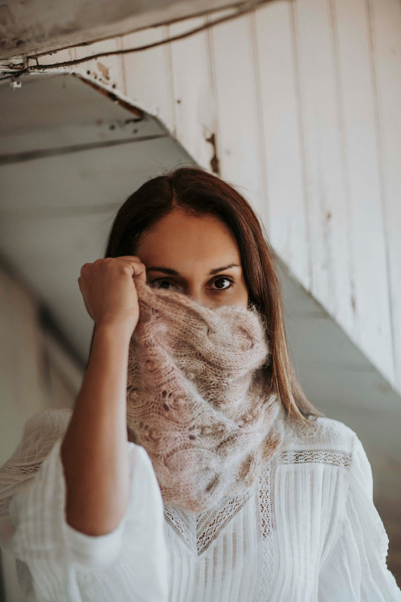Forever and Ever Cowl (Joji Locatelli) – Garnpaket - BONIFAKTUR - Kleinste -Forever and Ever Cowl von Joji Locatelli – Garnpaket