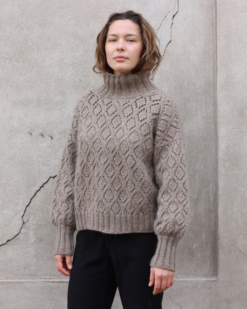 Nature Lace Sweater – Strickanleitung & Garnpaket - BONIFAKTUR - Kleinste -Nature Lace Sweater