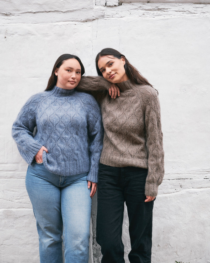 Olive Turtleneck – Strickanleitung & Garnpaket - BONIFAKTUR - Kleinste -Olive Turtleneck