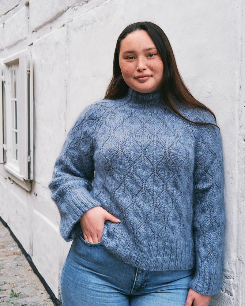 Olive Turtleneck – Strickanleitung & Garnpaket - BONIFAKTUR - Kleinste -Olive Turtleneck – Strickanleitung & Garnpaket